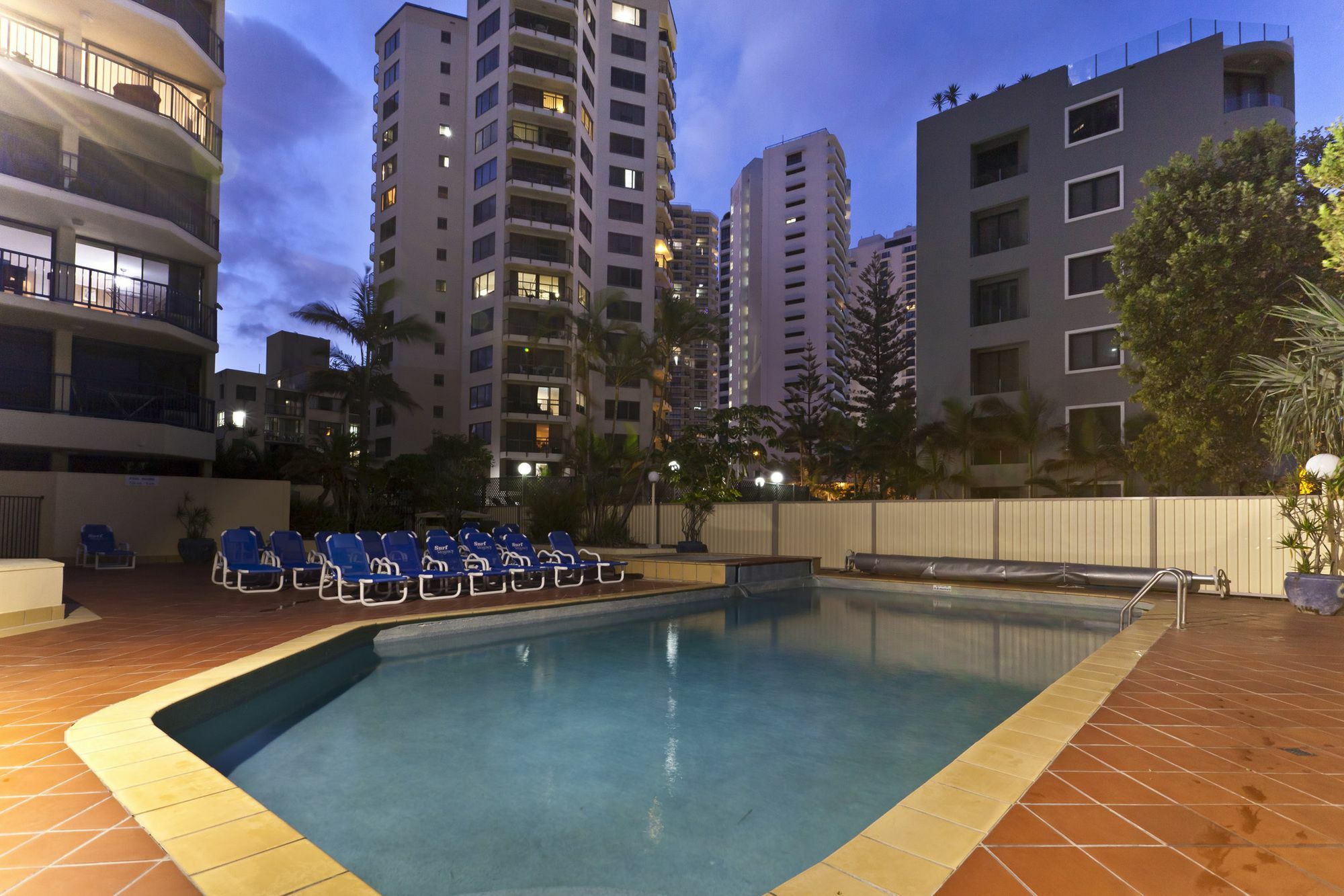 Surf Regency Aparthotel Gold Coast Bagian luar foto