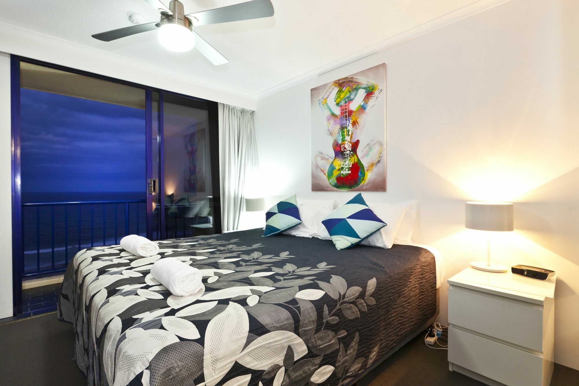 Surf Regency Aparthotel Gold Coast Bagian luar foto